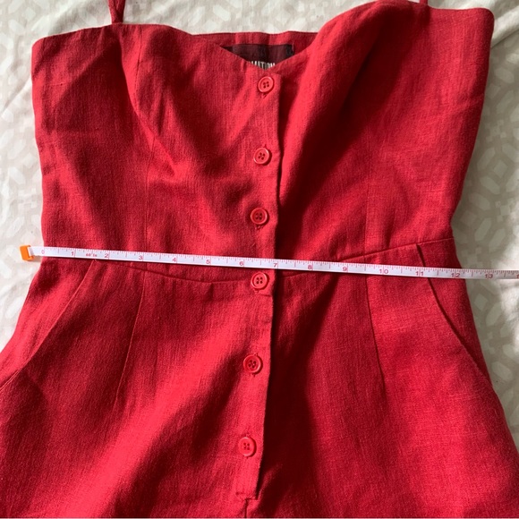 Reformation | Red Linen Mini Romper with pockets | Size 00 - Picture 10 of 12